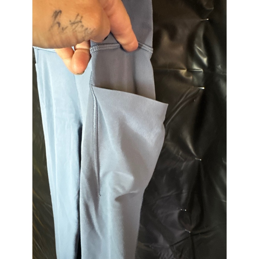 Athleta Salutation Stash High Rise 7/8‎ Legging - Picture 4 of 6